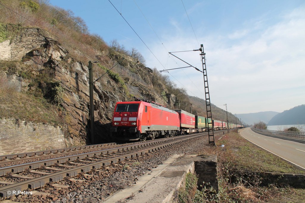 189 058-1 mit der Winner Spedition bei Kaub. 06.03.13