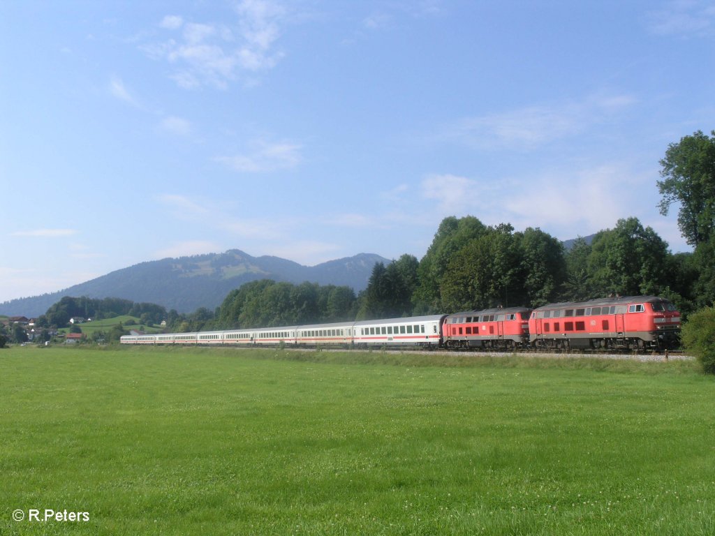 218 456-2 und 218 434-9 mit IC2012 nach Leipzig bei Flecken. 01.08.09
