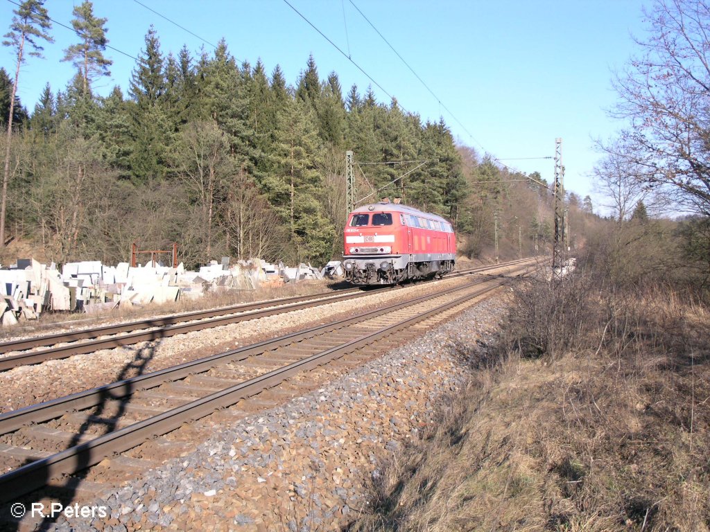 218 813-4 rollt solo bei Deining in Richtung Nrnberg. 06.03.08