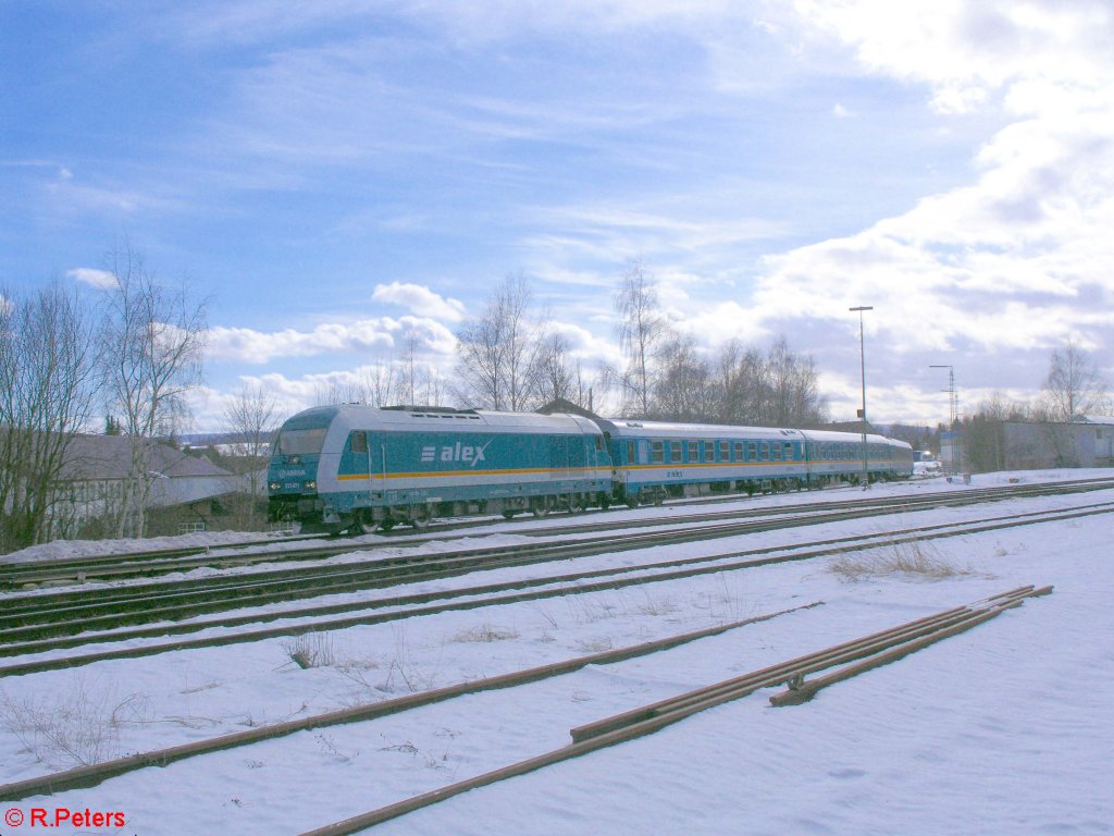 223 071 fhrt mit dem Alex nach Hof in Marktredwitz ein. 27.02.10