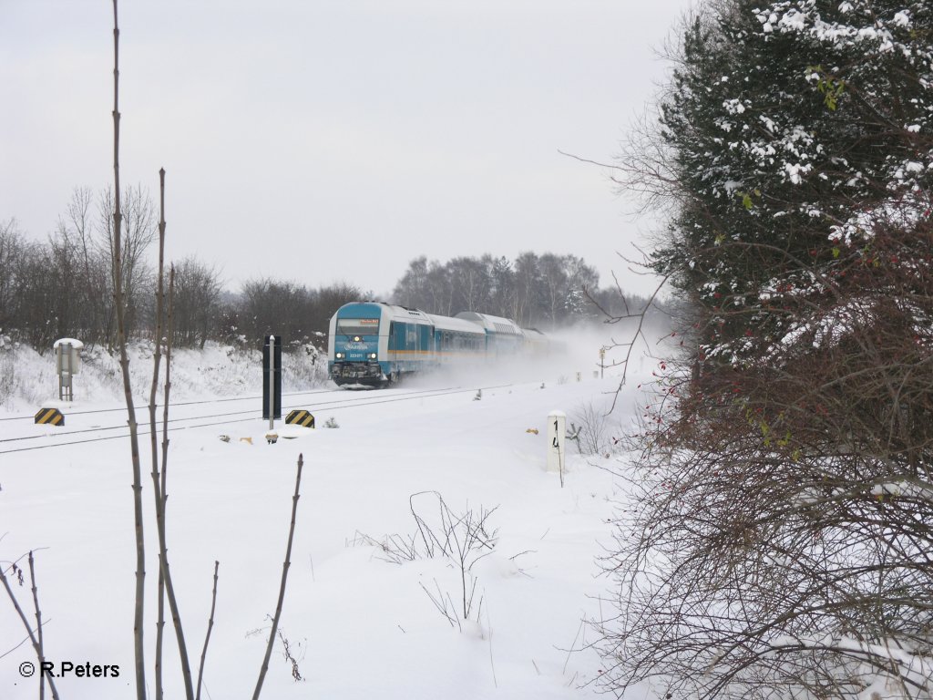 223 071 zieht den ALX87015 nach Mnchen bei Schnfeld. 02.12.10