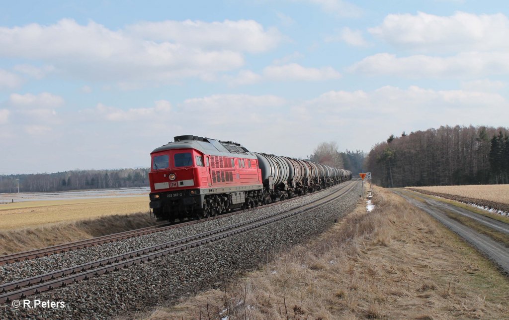 233 367-2 mit dem 47389 Kesselzug bei Oberteich. 22.03.13