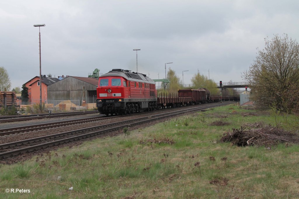 233 572-7 mit den umgeleiteten 45365 Nrnberg - Cheb in Wiesau. 29.04.13