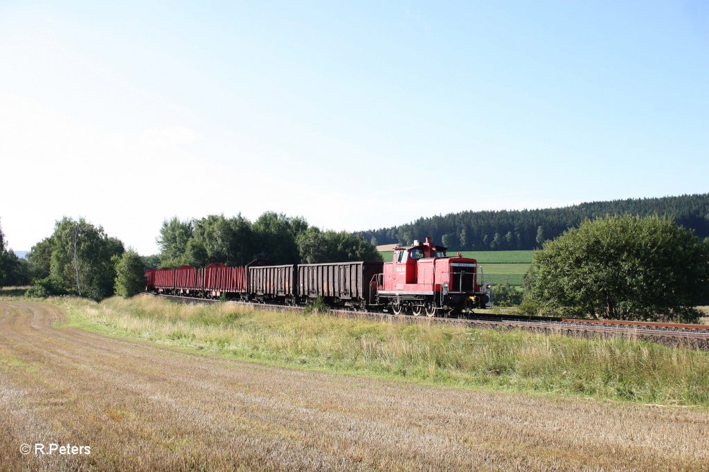 363 814-5 mit leerne Holzzug bei Unterthlau. 23.07.11