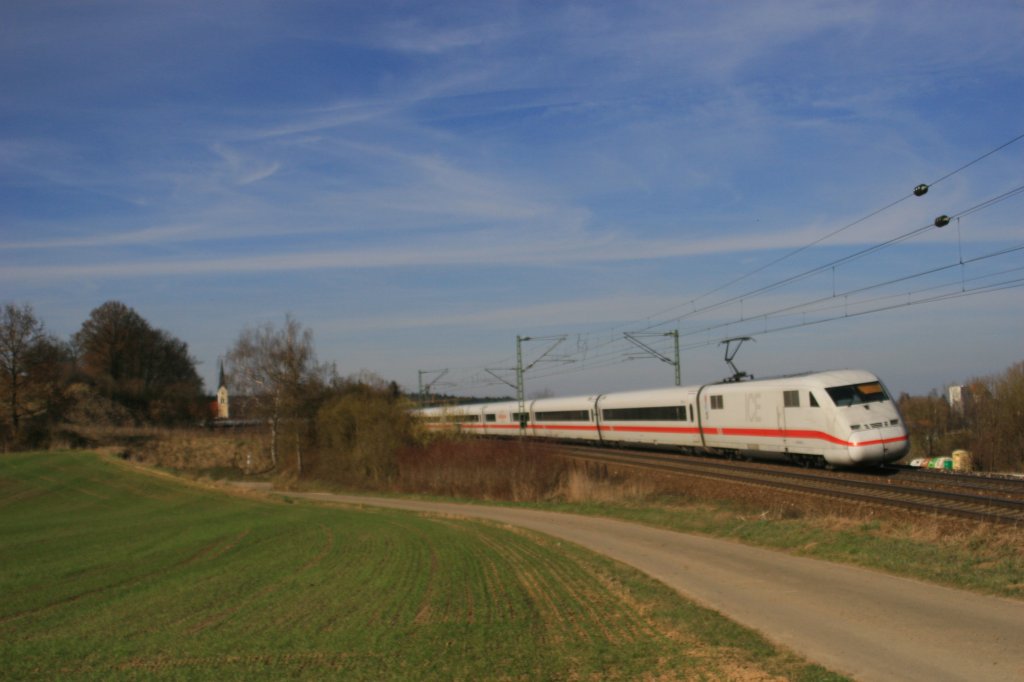 402 016-0 „Dessau“ + 402 011-1 „Uelzen“ als ICE914 Mnchen - Hamburg bei Fahlenbach. 24.03.11 