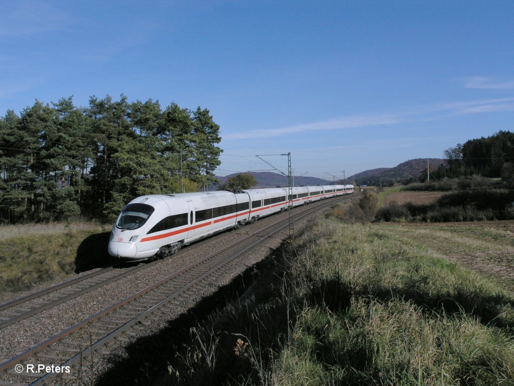 411 009-4 „Gstrow“ + 004 als ICE 28 Wien – Dortmund bei Darshofen. 29.10.10
 
