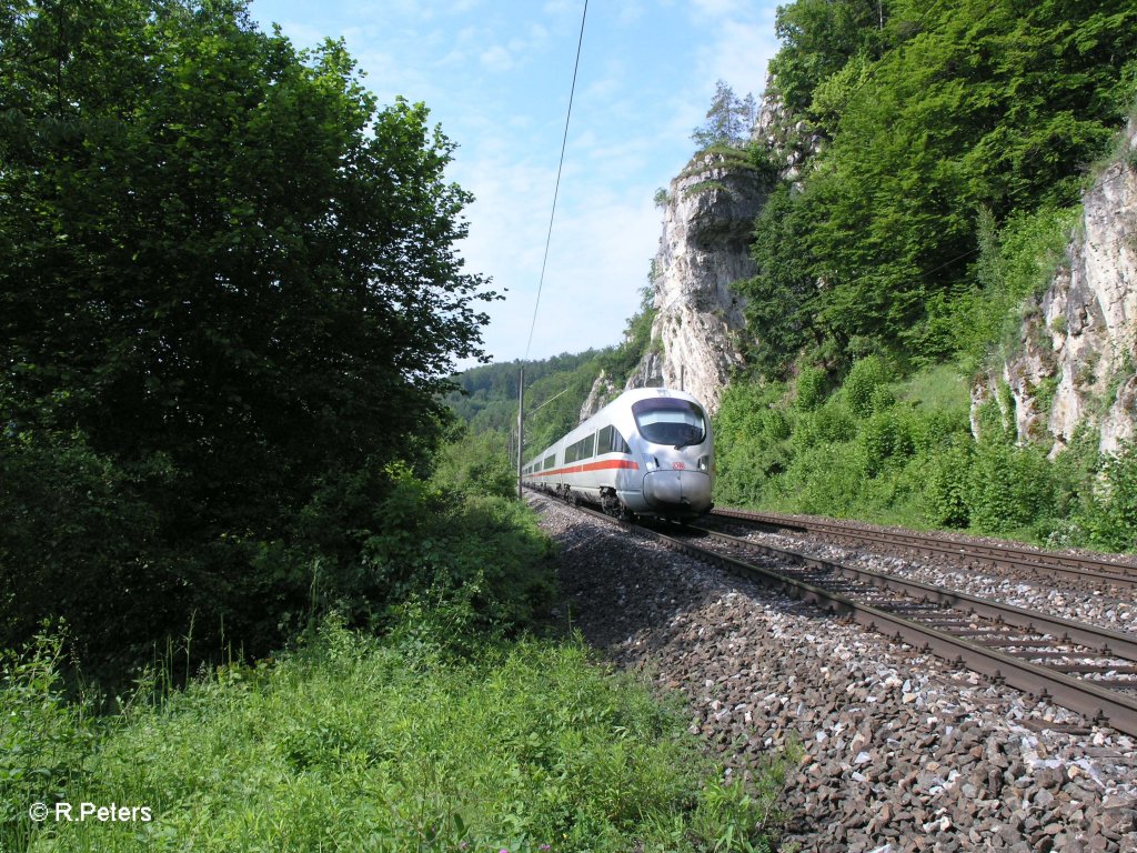 411 078-9  Ostseebad Warnemnde  als Umleiter ICE 21 Frankfurt/Main – Wien bei Matting. 29.05.10
