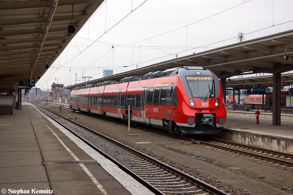 442 329/829 als RE7 (RE 18258) von Berlin-Lichtenberg nach Wnsdorf-Waldstadt in Berlin-Lichtenberg. 01.12.2012