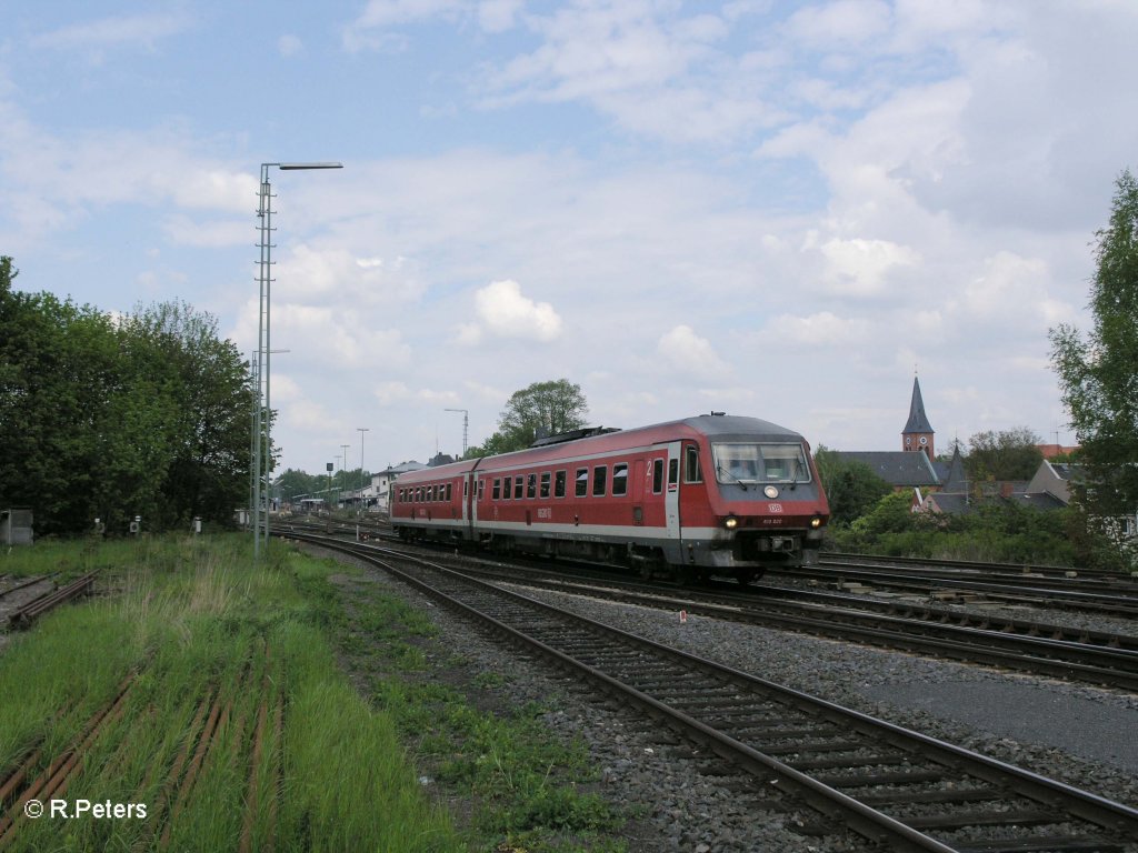 610 020 verlsst Marktredwitz als RE 3462 nach Nrnberg. 22.05.10