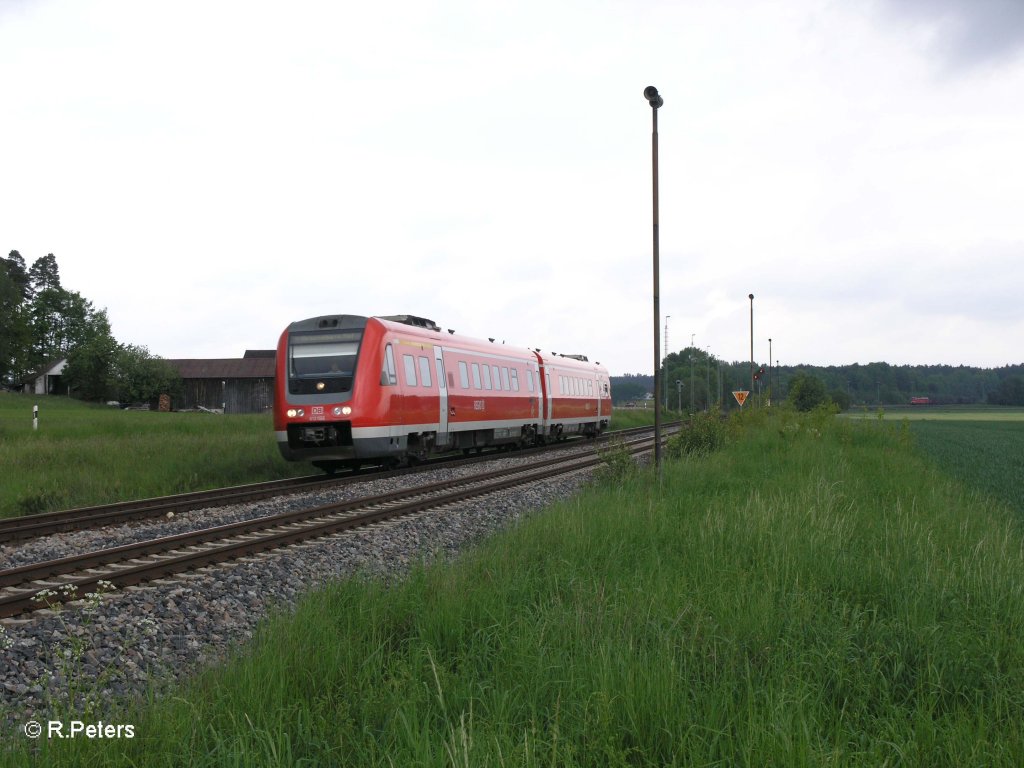 612 066-1 als RE3693 nach Regensburg bei Richt. 26.05.10