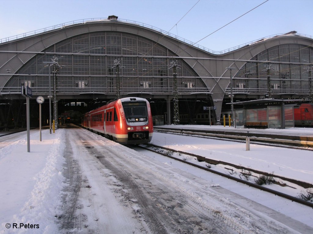 612 107-3 verlsst Leipzig HBF als RE 17 26231 Adorf (vogtl.). 21.12.09
