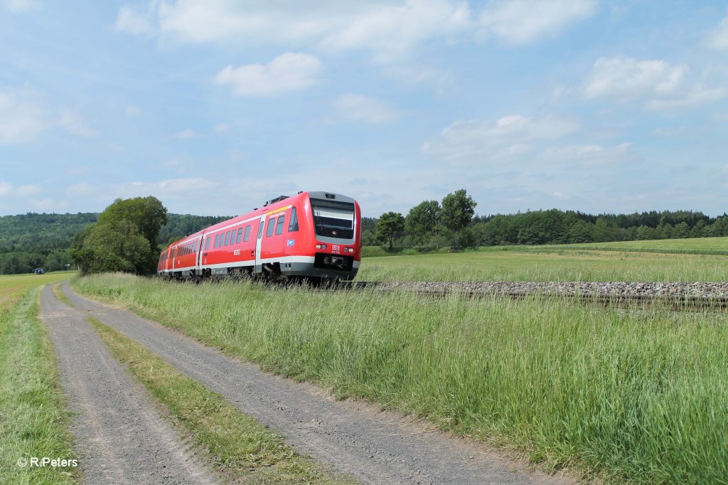 612 126  Landkreis Amberg-Sulzbach + 612 als IRE 3088 Dresden - Nrnberg bei Oberteich. 13.06.13