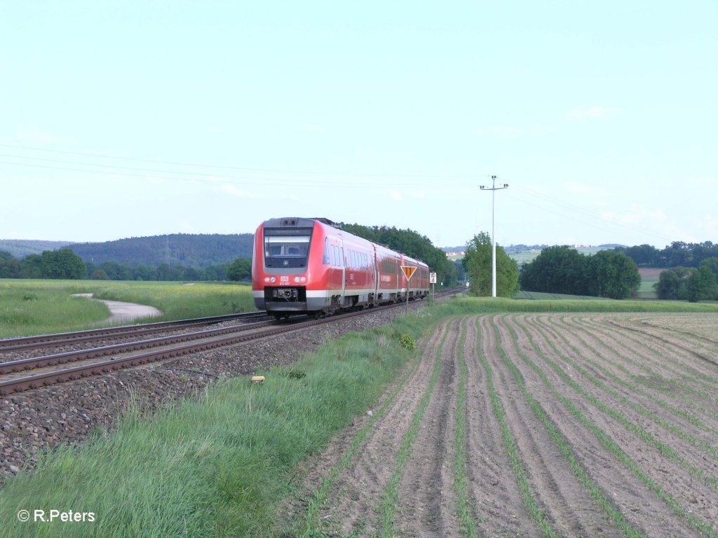 612 487-9 als Umleiter Re nach Regensburg bei Zeitlarn. 29.05.10