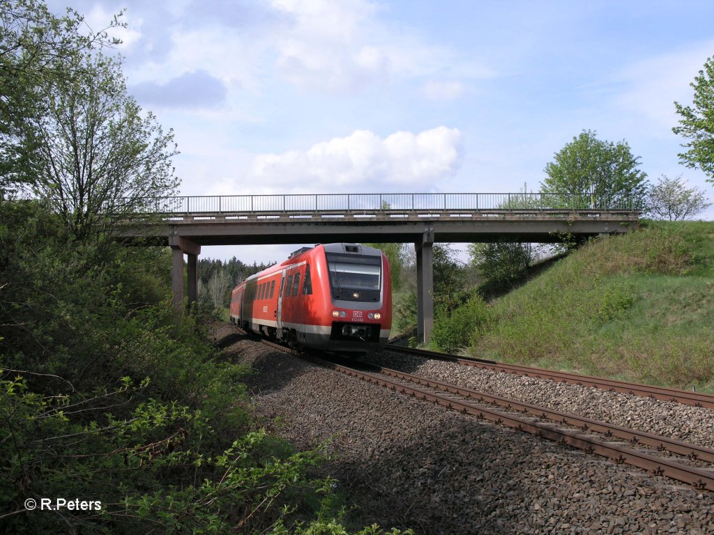 612 656 bei Oberteich als Re3695 Regensburg. 11.05.10