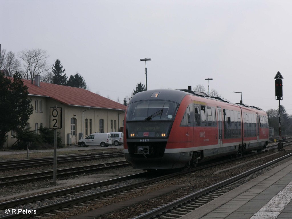 642 577-1 erreicht Buchloe mit den RE37561 Augsburg HBF. 04.04.09
