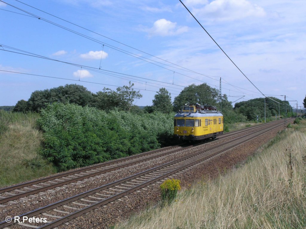 701 017-6 rollt kurz vor Jacobsodrf (Mark) nach Berlin. 19.08.08