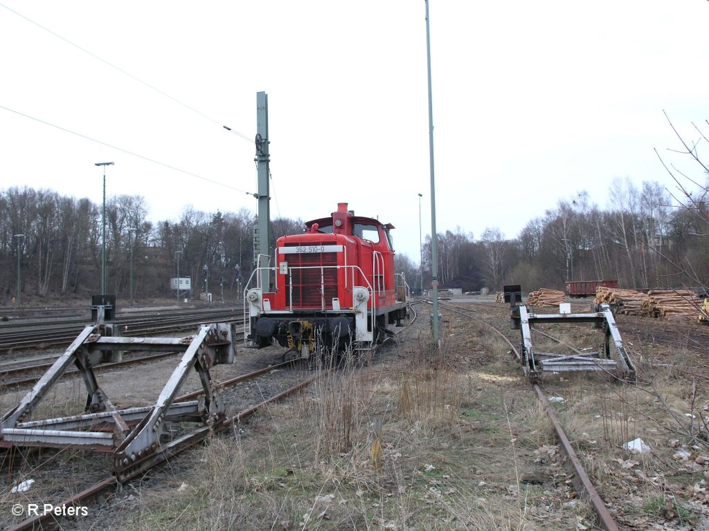 BR 362 510-0 wartete am 30.03.10 in Marktredwitz auf neue Aufgaben. 