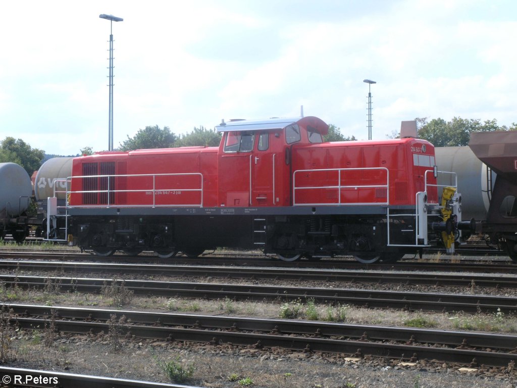 Die frisch Hauptuntersuchte Nrnberger 294 647-3 steht abgestellt in Marktredwitz. 04.08.09