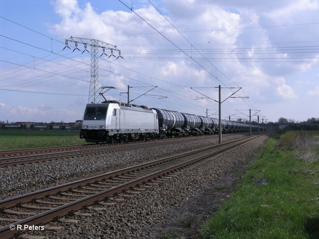 E186 185-5 mit Kesselzug bei Borsdorf. 16.04.11