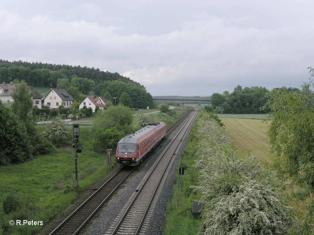 Ein 610er auf dem Weg nach Regensburg bei Richt. 26.05.10