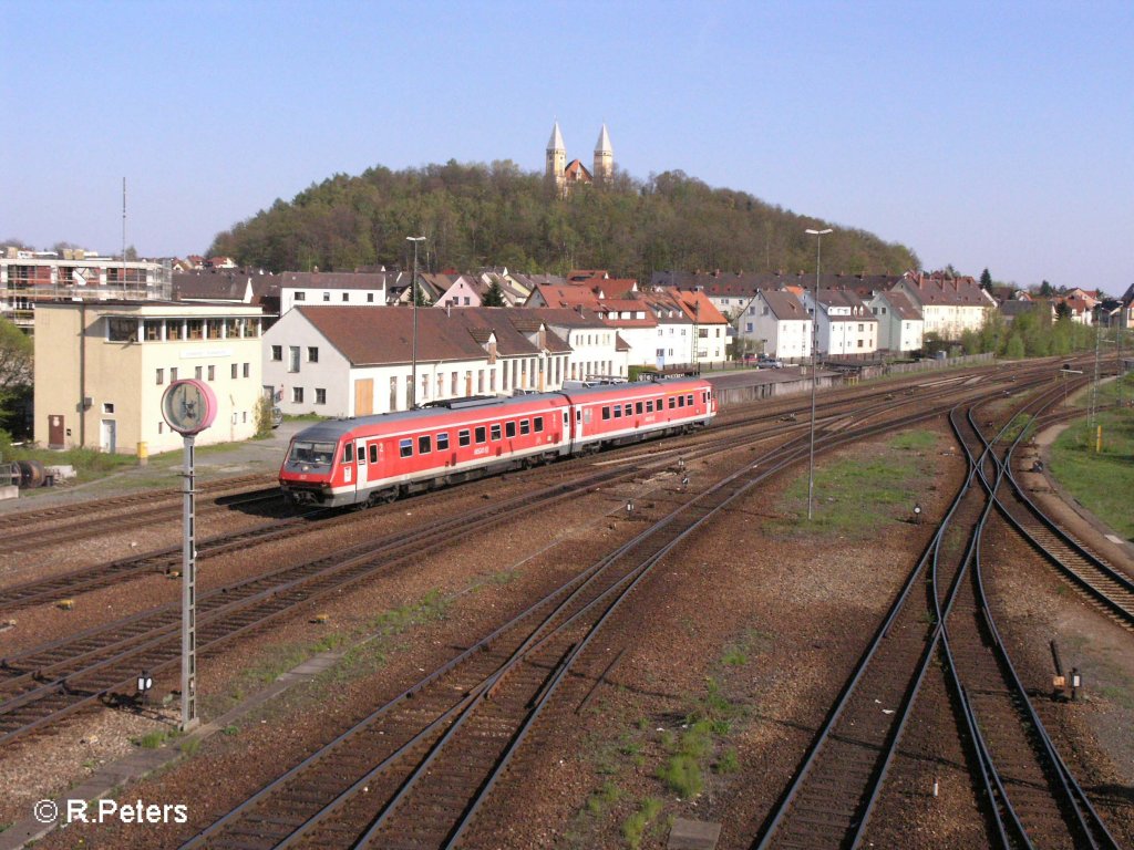 Ein 610er erreicht Schwandorf mit einer RB Nrnberg. 27.04.08