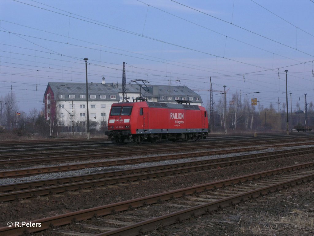 Nachschuss von 145 015-4 in Leipzig Schnefeld. 05.03.11