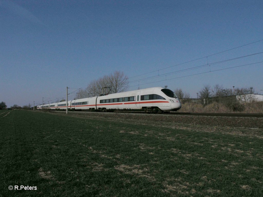 Nachschuss von 411 052-4 “Travemnde“ als Unbekannter ICE bei Podelwitz. 29.03.11 