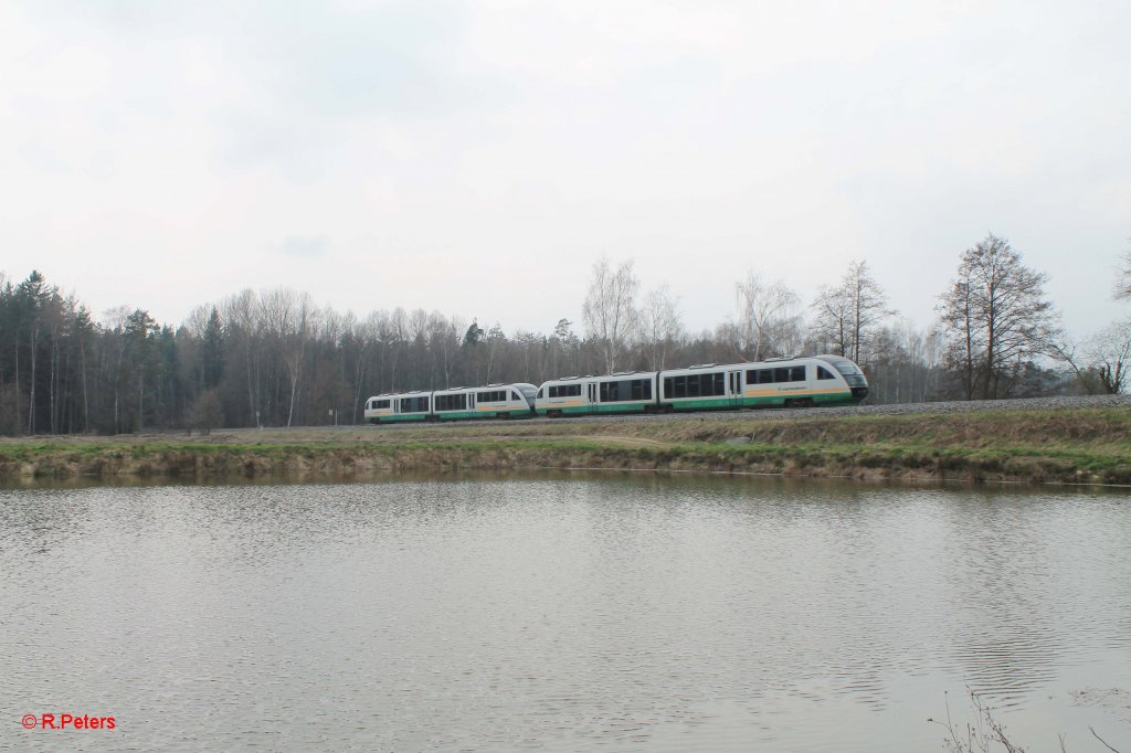 Nachschuss von VBG81123 Marktredwitz - Regensburg sdlich von Wiesau. 22.04.13