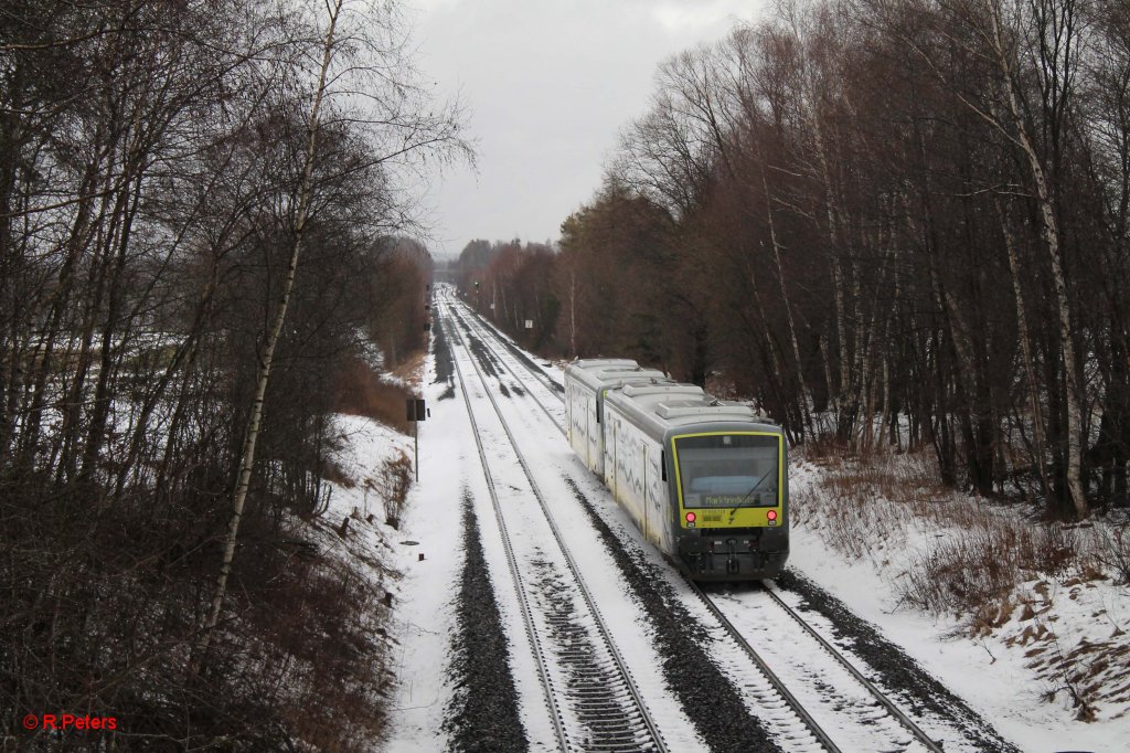 Nachschuss von VT650.734 und VT650.729 bei Waldershof. 05.02.13