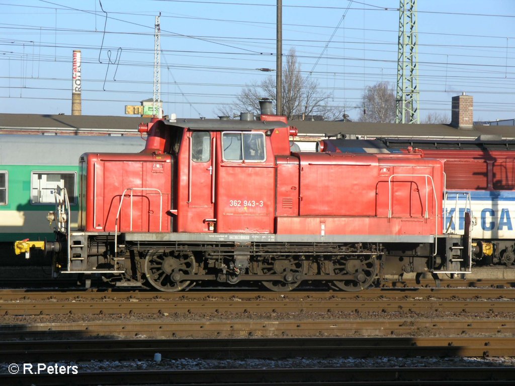 Seitenansicht von 362 943-3 in Cottbus. HBF. 31.12.08