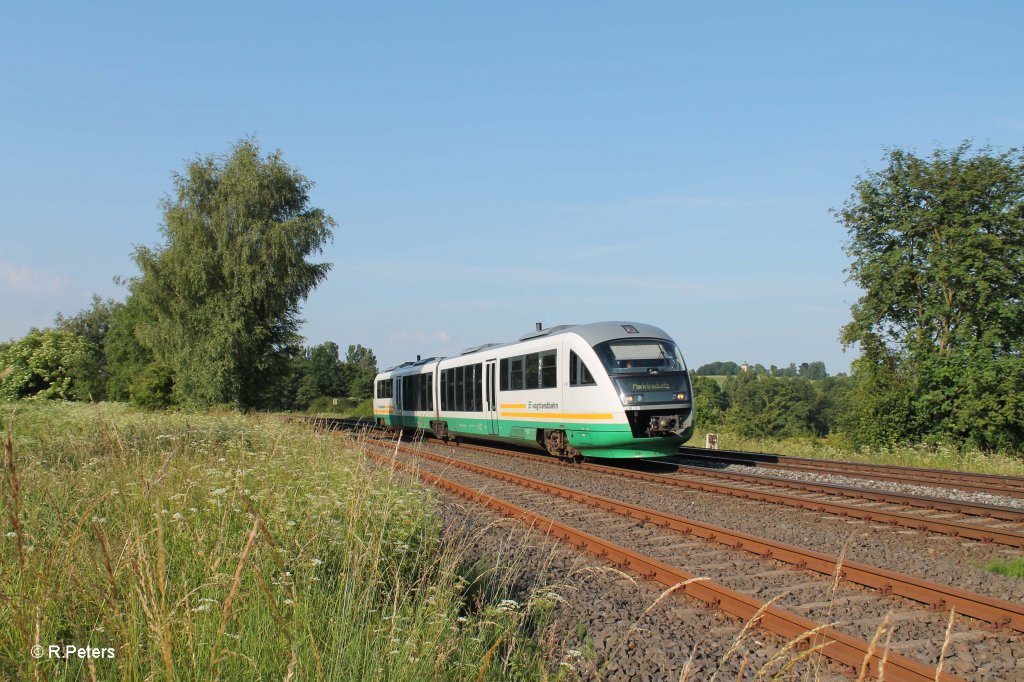 VT18 als VBG81106 Regensburg - Marktredwitz bei Schnfeld. 02.07.13