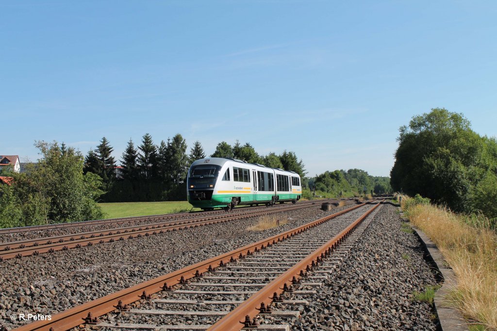 VT18 als VBG81111 Marktredwitz - Regensburg bei Schnfeld. 01.08.13