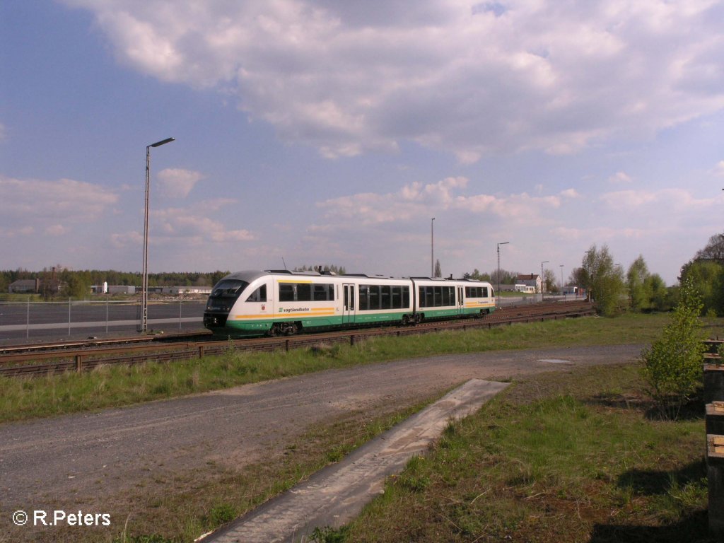 VT20 verlsst Wiesau/Oberpfalz als VBG86562 nach Hof. 08.05.08
