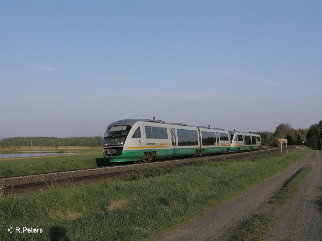 VT23 + VTXX nach Hof bei Oberteich. 05.05.11