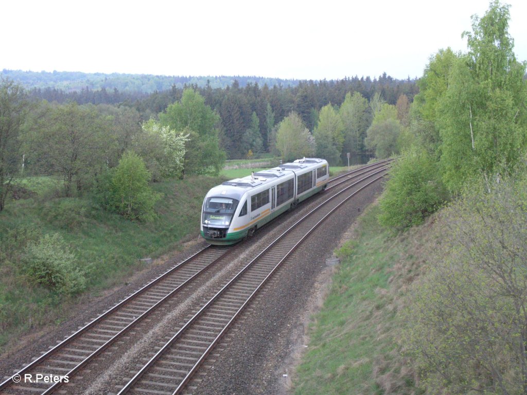 VT26 bei Oberteich unterwegs nach Schwandorf. 26.04.09