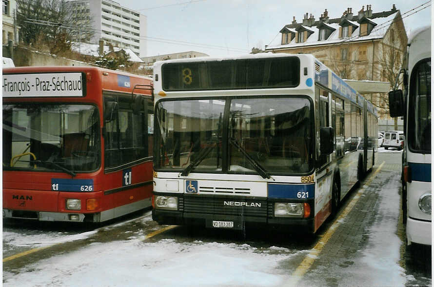 (083'708) - TL Lausanne - Nr. 621/VD 183'387 - Neoplan (ex Haru Nr. 8504) am 6. Mrz 2006 in Lausanne, Dpt Borde