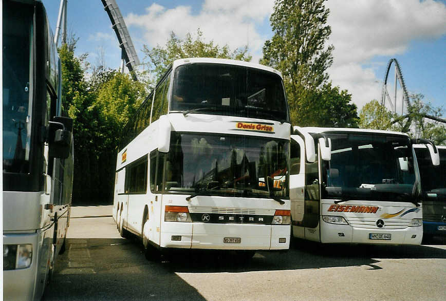 (085'228) - Aus der Schweiz: Grize, Avenches - Nr. 32/VD 397'658 - Setra am 19. Mai 2006 in Rust, Europapark