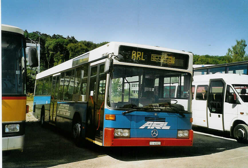 (086'322) - ARL Tesserete - Nr. 22/TI 41'922 - Mercedes am 18. Juni 2006 in Kloten, EvoBus
