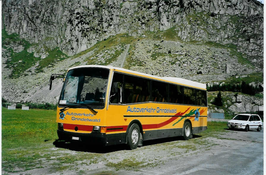 (088'426) - AVG Grindelwald - Nr. 14/BE 202'568 - Vetter am 2. August 2006 in Andermatt, Car-Parkplatz