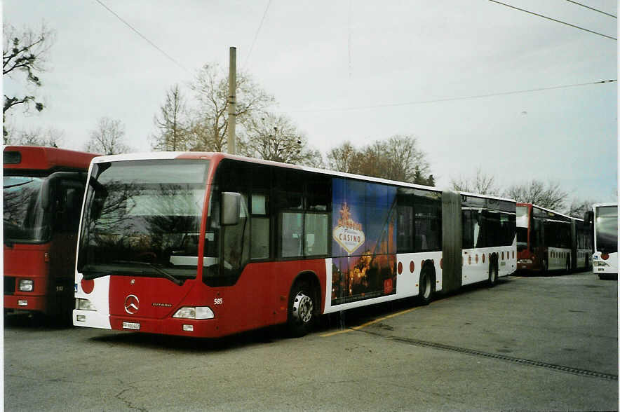 (092'025) - TPF Fribourg - Nr. 585/FR 300'402 - Mercedes am 17. Februar 2007 in Fribourg, Garage