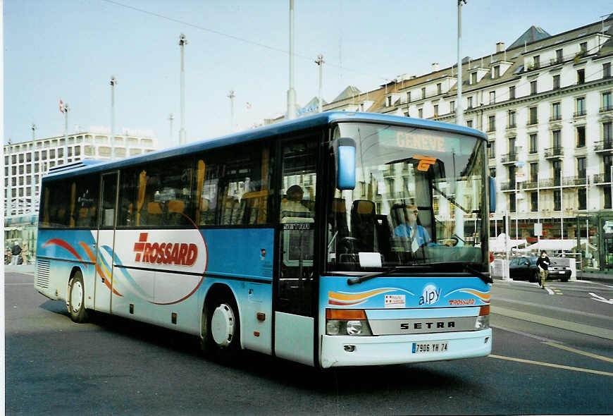 (092'915) - Aus Frankreich: Frossard, Thonon - 7906 YH 74 - Setra am 17. Mrz 2007 beim Bahnhof Genve