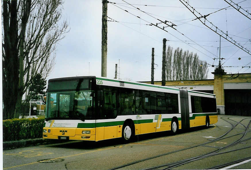 (093'322) - TN Neuchtel - Nr. 235/NE 111'235 - MAN am 25. Mrz 2007 in Neuchtel, Dpt