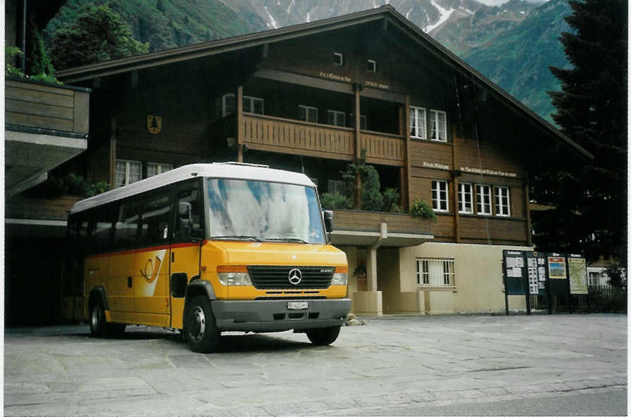 (095'727) - AVG Meiringen - Nr. 61/BE 422'461 - Mercedes/Kusters am 23. Juni 2007 in Guttannen, Post