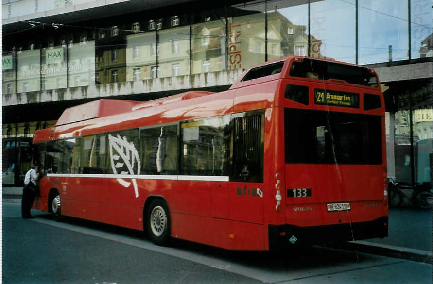 (097'617) - Bernmobil, Bern - Nr. 133/BE 624'133 - Volvo am 24. August 2007 beim Bahnhof Bern