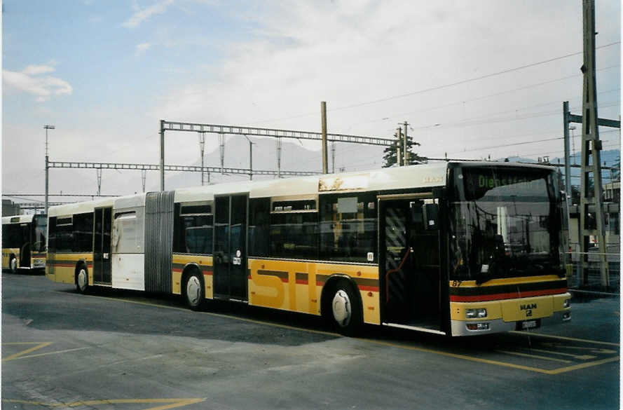 (098'722) - STI Thun - Nr. 87/BE 572'087 - MAN am 17. September 2007 beim Bahnhof Thun (prov. Haltestelle)