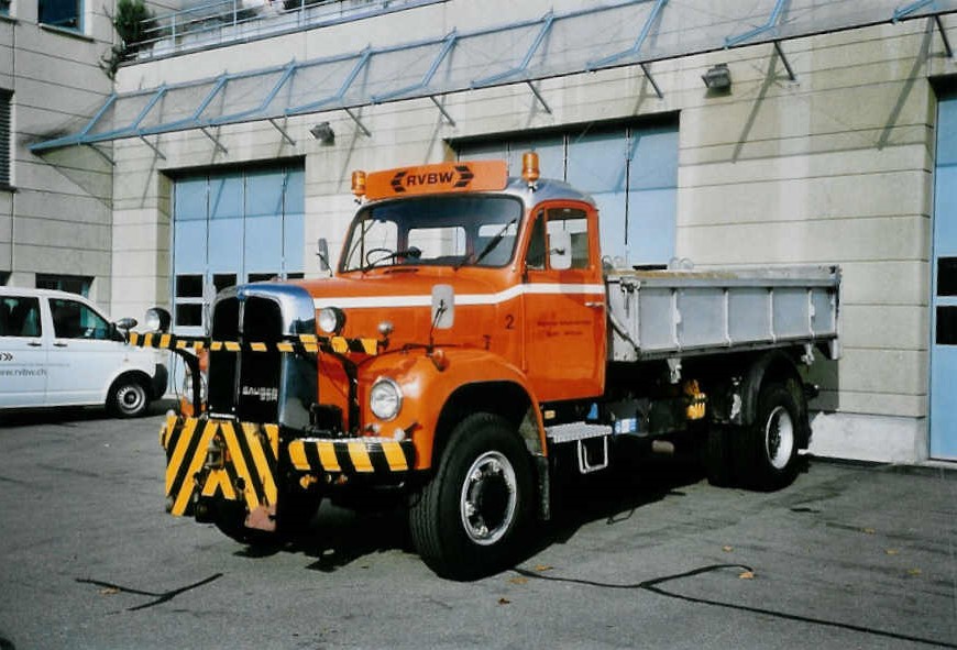 (100'922) - Aus dem Archiv: RVBW Wettingen - Nr. 2 - Saurer am 3. November 2007 in Wettingen, Garage