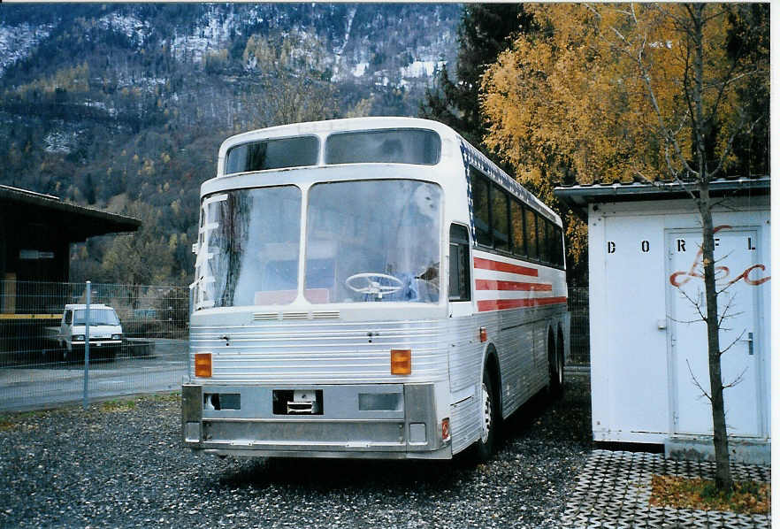 (101'027) - Aus Amerika: Greyhound - ??? am 11. November 2007 in Interlaken, Sendlistrasse