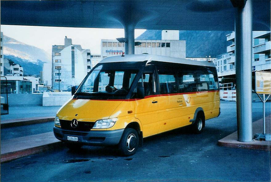 (104'309) - Hutter, Eggerberg - VS 284'080 - Mercedes am 17. Februar 2008 beim Bahnhof Visp