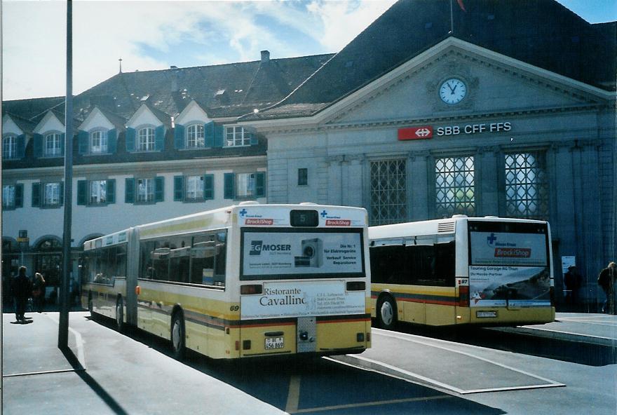 (105'031) - STI Thun - Nr. 69/BE 456'869 - MAN am 11. Mrz 2008 beim Bahnhof Thun