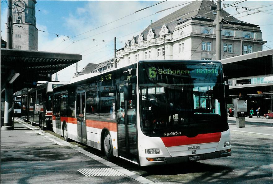 (105'832) - St. Gallerbus, St. Gallen - Nr. 256/SG 198'256 - MAN am 29. Mrz 2008 beim Bahnhof St. Gallen